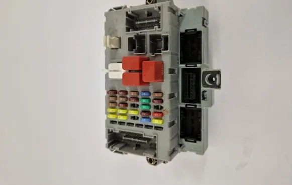 Lancia Delta III Fuse module 406626