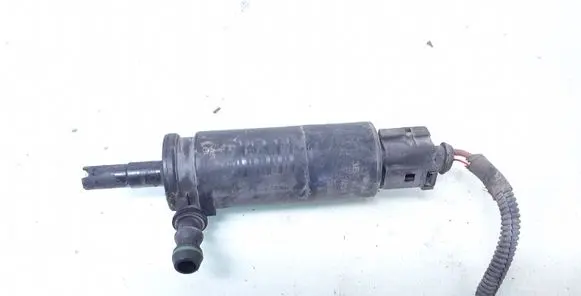 Volkswagen Golf V Headlight washer pump 3B7955681
