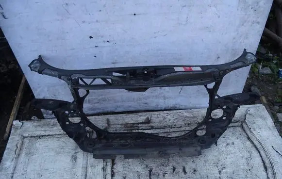 Audi A4 S4 B6 8E 8H Radiator support slam panel 8E0805594
