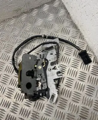 Chrysler Voyager Rear door lock