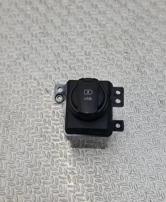 KIA Sportage USB socket connector 96125C5000 C5000 UM1608233578