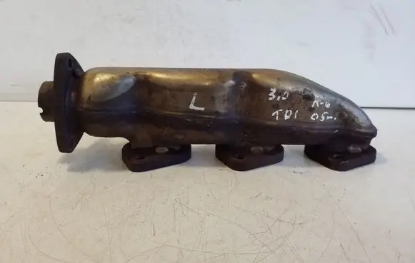 Audi A6 S6 C6 4F Exhaust manifold 059253033L