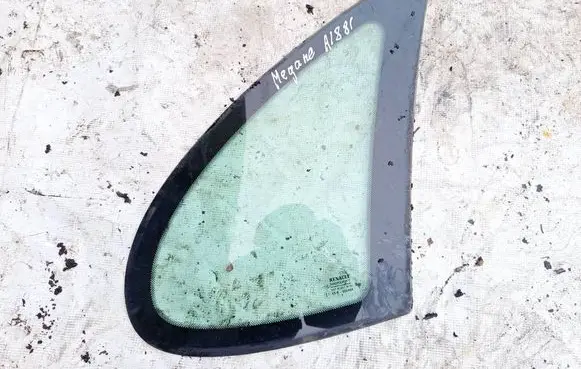 Renault Scenic I Rear side window as2