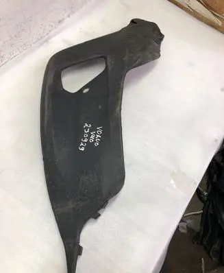 Volvo V40 Cross country Front bumper corner part panel trim 