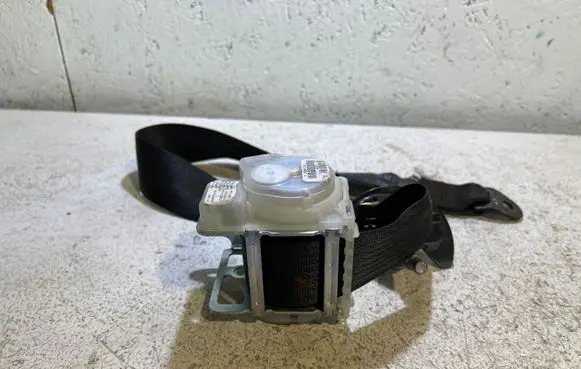 Dodge Challenger Rear seatbelt 5UZ23DX9A0 24342
