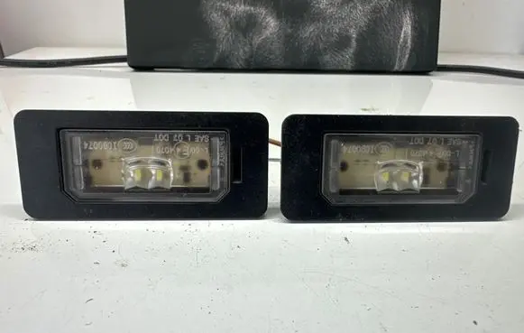 BMW 5 E60 E61 Number plate light 7193293 09184213