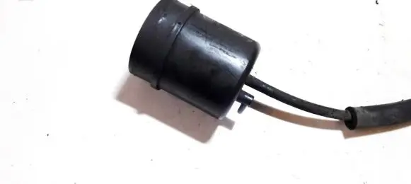 Vacuum air tank