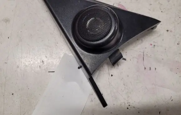 KIA Sorento Front door high frequency speaker 963503E000
