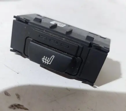 BMW 5 F10 F11 Seat heating switch 9163292