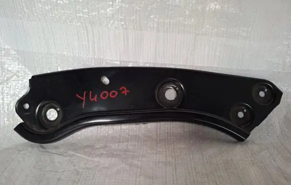 Volkswagen Caddy Radiator support slam panel bracket 1T0805931A