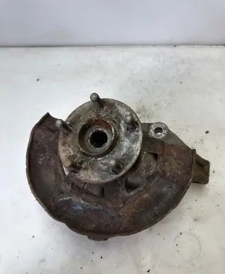 Toyota Prius (NHW20) Front wheel hub