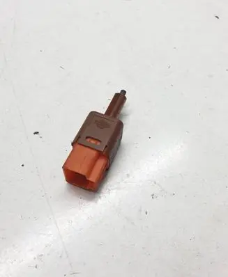 Nissan Qashqai Brake pedal sensor switch