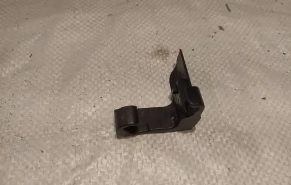 BMW 3 F30 F35 F31 Front driver seat rail trim 7314013