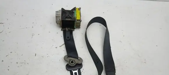 Toyota Yaris Front seatbelt 501P96599F
