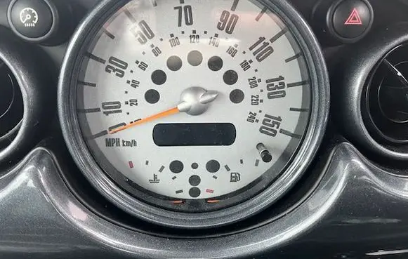 Mini One - Cooper R50 - 53 Speedometer (instrument cluster) 