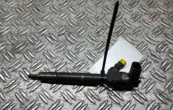 Mercedes-Benz C W203 Fuel injector