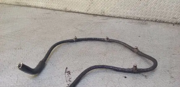 Volvo V70 Fuel return line/hose 