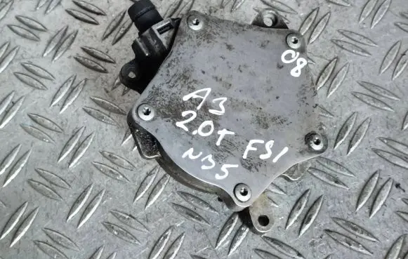 Audi A3 S3 8P Vacuum pump 06D145100G