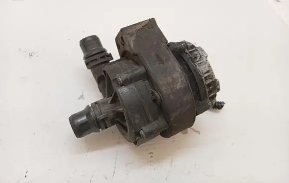 Peugeot 508 II Water pump 0392024018