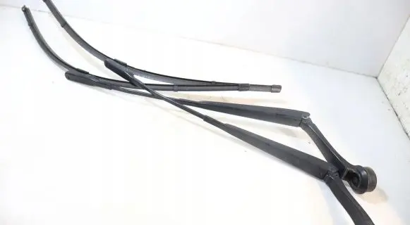 Ford Mondeo MK V Front wiper blade arm