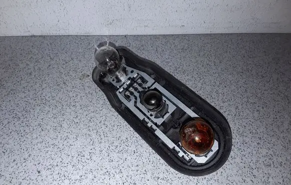 Tail light part