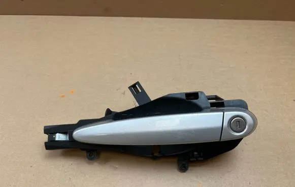 BMW 3 E90 E91 Front door exterior handle