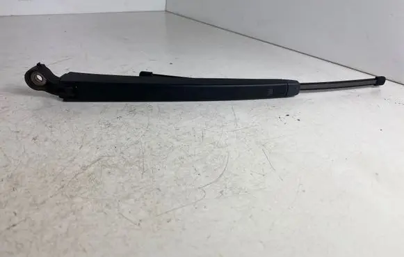 Seat Leon (5F) Rear wiper blade arm 5F3955707 CH2013
