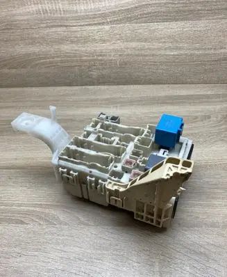 Toyota Prius (XW20) Fuse module 5K141005 819800D010