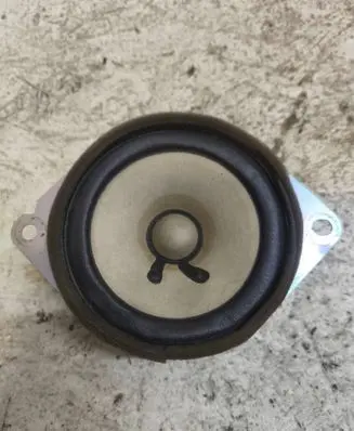 Toyota Aygo AB10 Front door speaker 861600H010 70506 EAS10P604A0