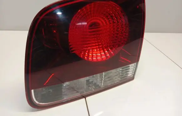 Volkswagen Touareg I Tailgate rear/tail lights 28268003