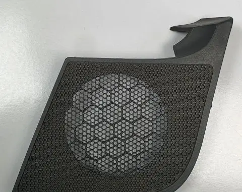 Jeep Grand Cherokee (WK) Front door speaker cover trim 5KB00TRM