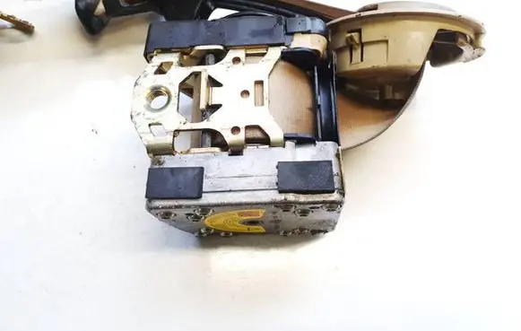 Audi A6 S6 C5 4B Rear seatbelt 4b5857805 33025783