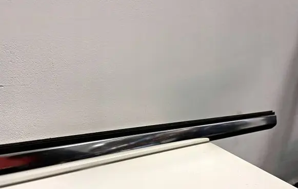 BMW 7 G11 G12 Front door windshield rail 7336010
