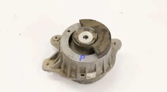 Mercedes-Benz E W213 Engine mount vacuum valve A2132403500