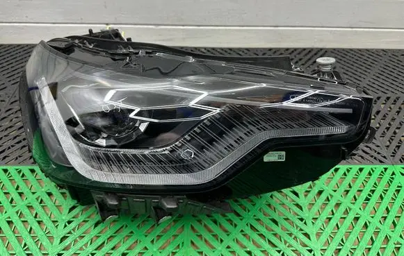 BMW 2 G42 Headlight/headlamp 808363607 147100175257 1216518000712