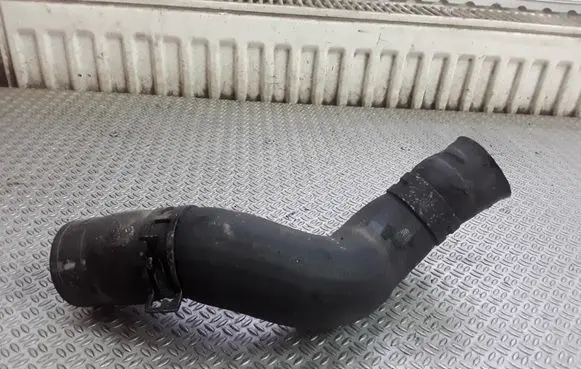 Toyota Auris 150 Engine coolant pipe/hose
