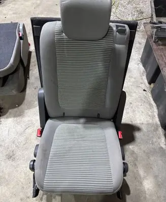 Seat Alhambra (Mk2) Third row seats 