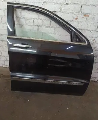 Jeep Grand Cherokee Front door 