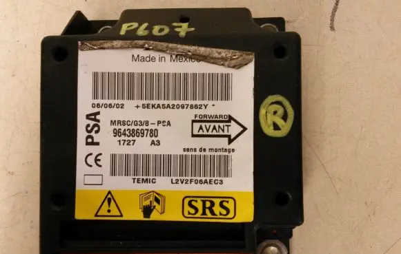 Peugeot 607 Airbag control unit/module 9643869780