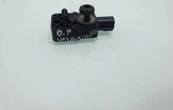 Opel Insignia A Airbag deployment crash/impact sensor 340806311