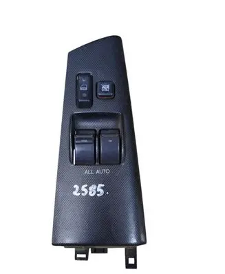 Toyota Corolla Verso E121 Electric window control switch 848200F040