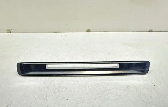 Volvo XC60 Radio/GPS head unit trim 30755619