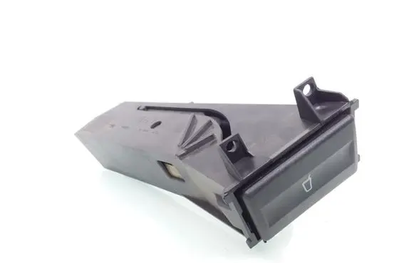 Cup holder front