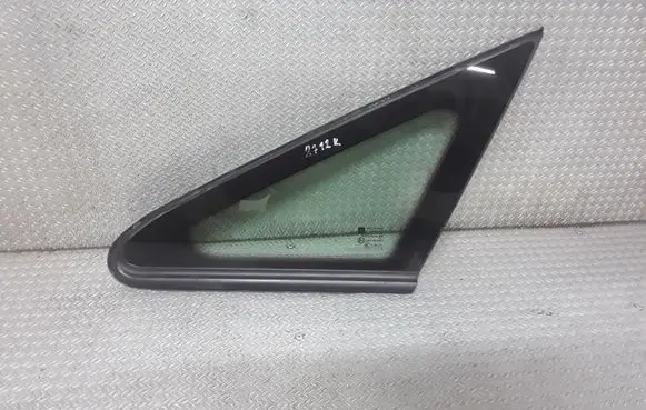 Opel Zafira B Front triangle window/glass 