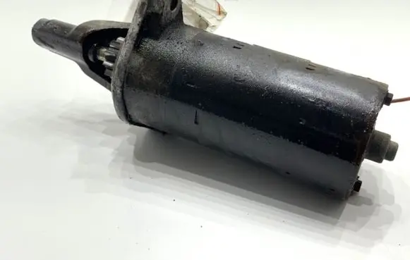 Volkswagen PASSAT B5 Starter motor 0001109021