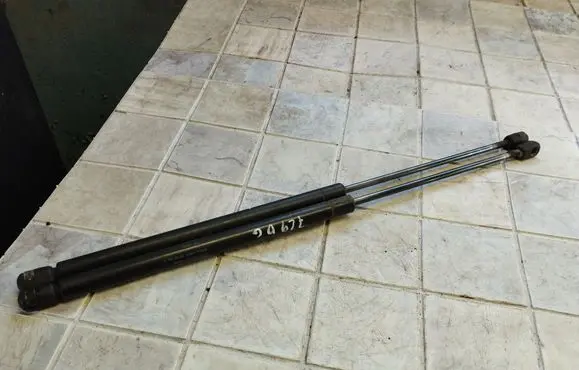 Mitsubishi Space Star Tailgate/trunk strut/damper 8846KC0450N
