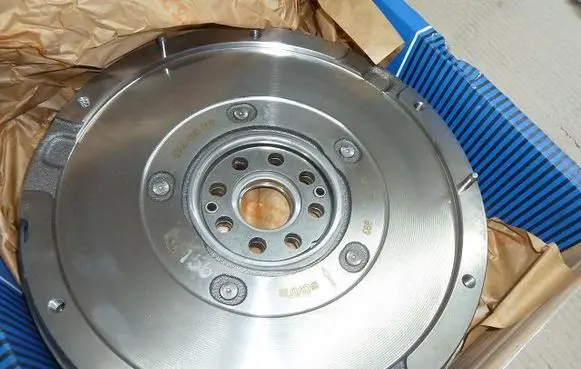 Ford Focus Dual mass flywheel 6366000008