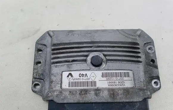 Renault Megane III Engine control unit/module ECU