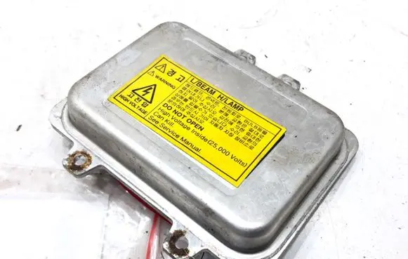 KIA Sportage Voltage converter/converter module 