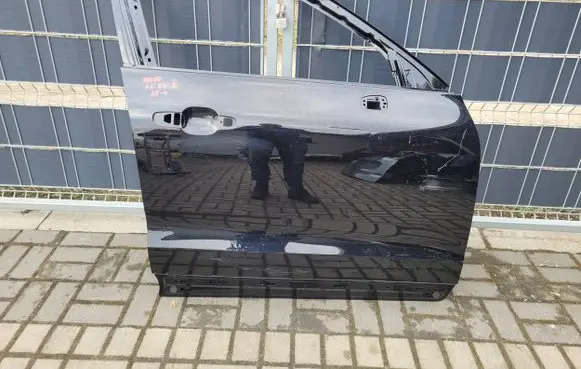 Volvo XC60 Front door